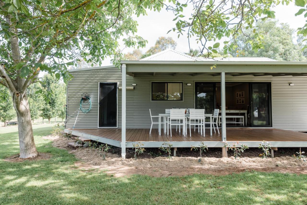 Walnut Tree Cottages Whorouly Экстерьер фото